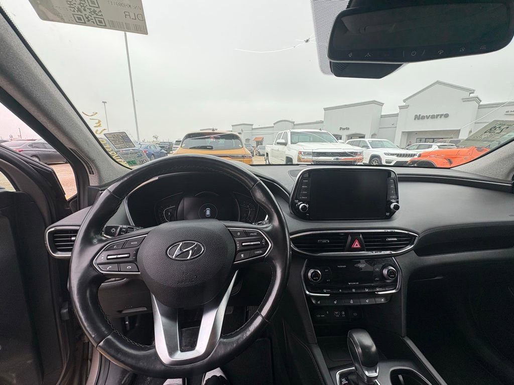 Used 2019 Hyundai Santa Fe FWD image 11
