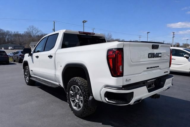 Used 2024 GMC Sierra 1500 AT4 w/ Technology Package AWD/4WD image 7