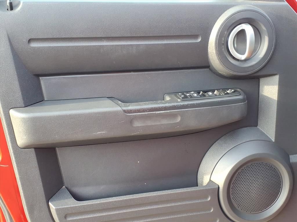 Used 2008 Dodge Nitro SXT w/ Sun & Wheels Group image 15