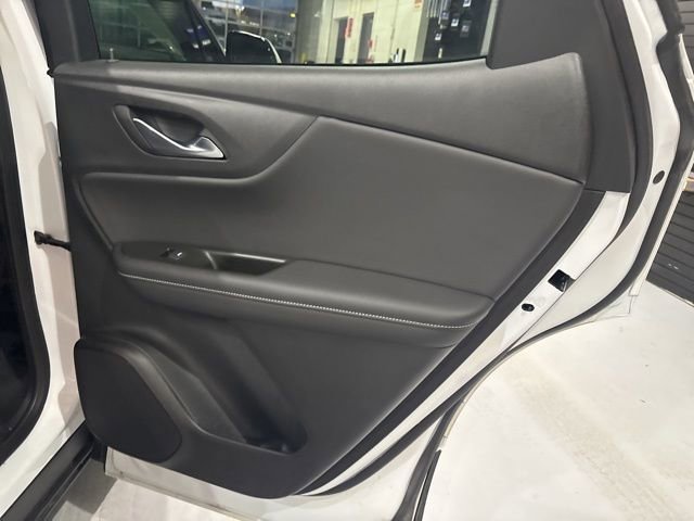 Used 2025 Chevrolet Blazer LT w/ Convenience Package image 31