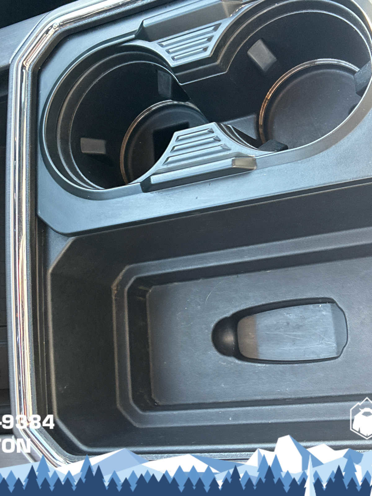 Used 2021 Ford F250 Platinum w/ Tremor Off-Road Package AWD/4WD image 22