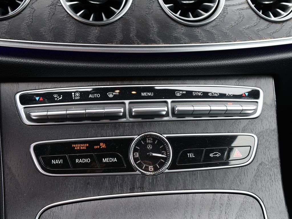 Used 2018 Mercedes-Benz E 400 E 400 image 28