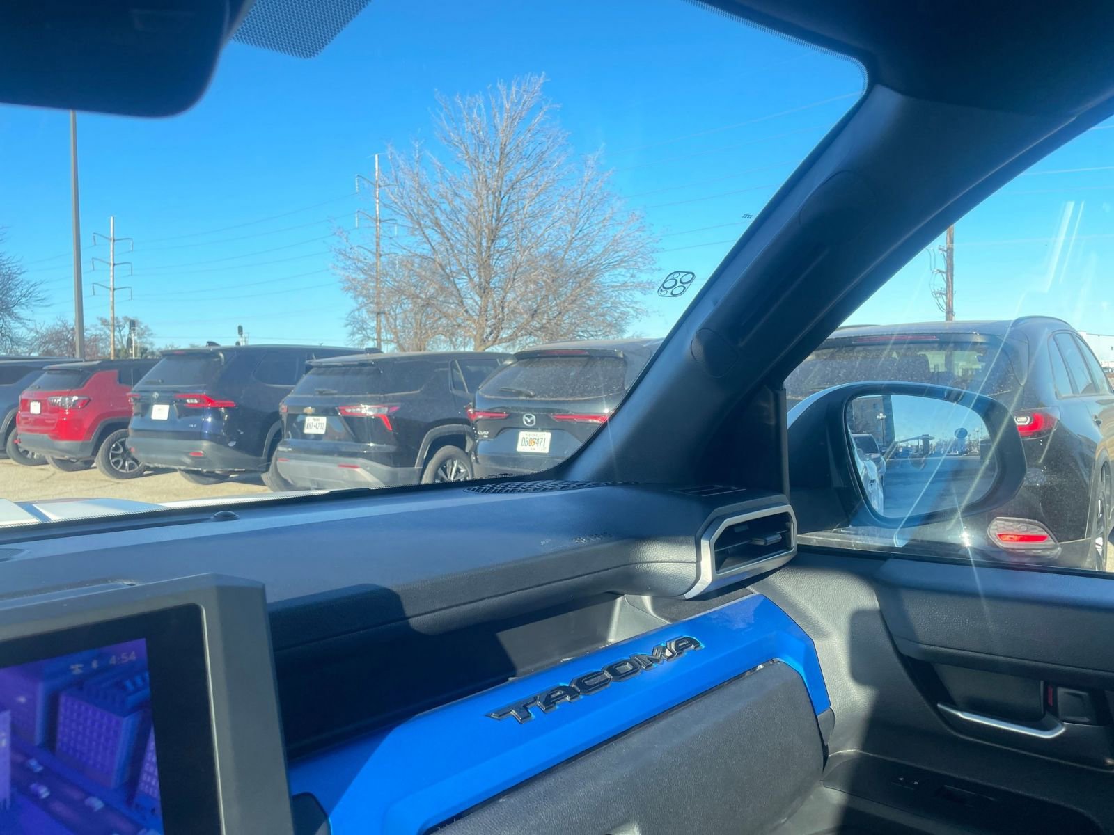 Used 2024 Toyota Tacoma TRD Sport image 34