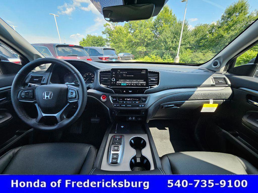 Used 2025 Honda Ridgeline RTL image 11