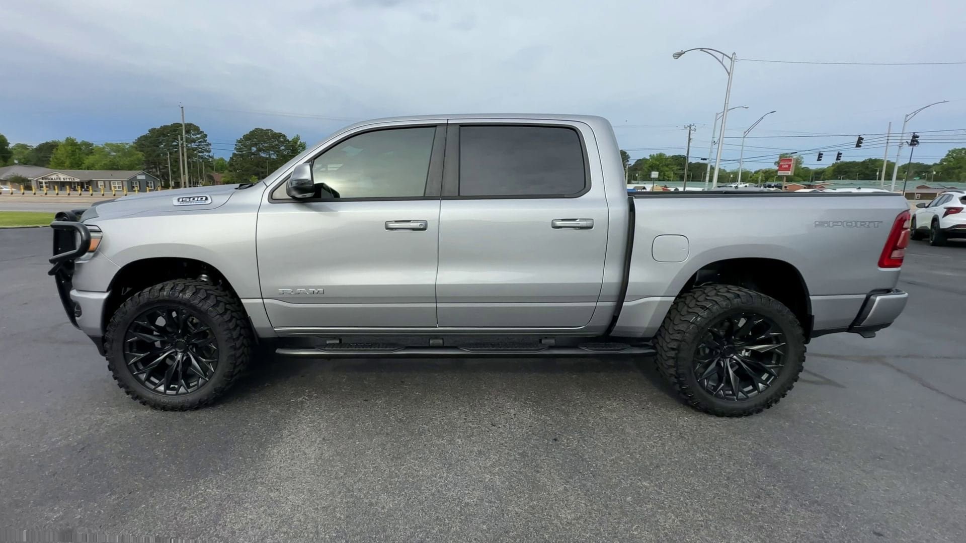 Used 2023 RAM 1500 Big Horn AWD/4WD image 5