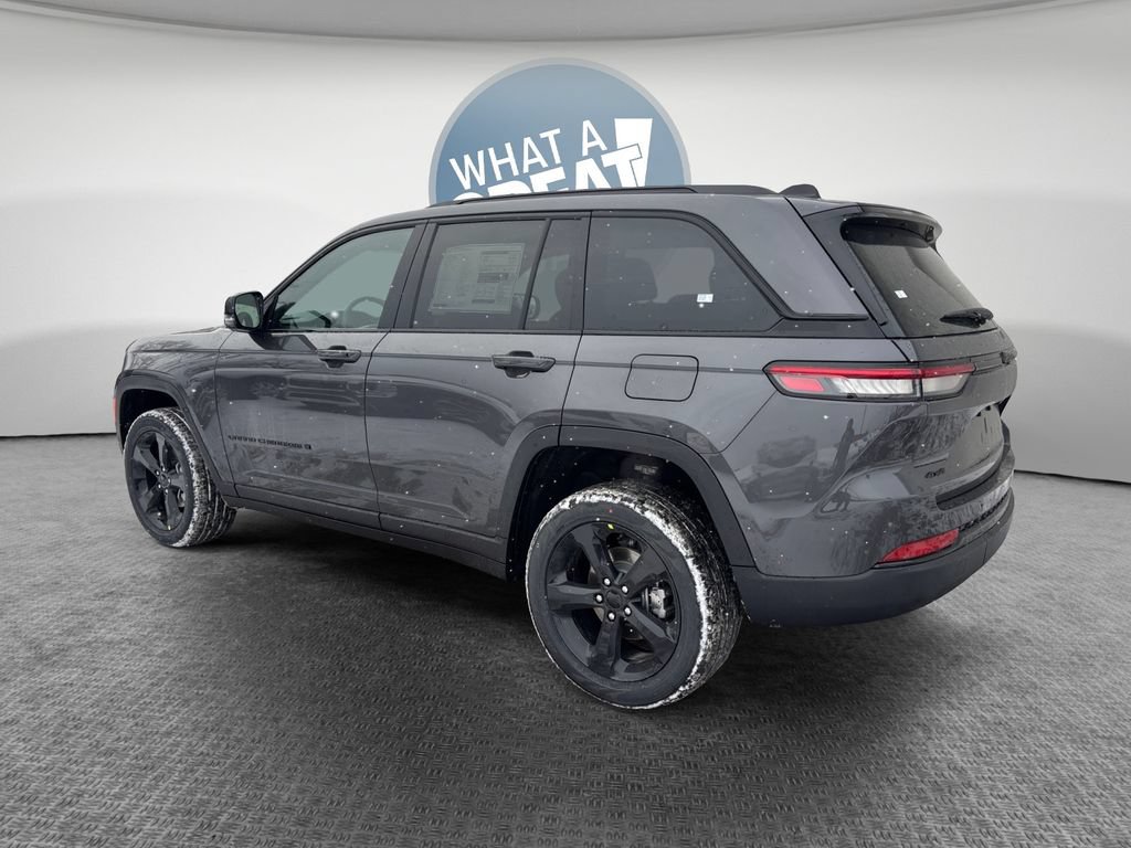 New 2025 Jeep Grand Cherokee Limited w/ Black Appearance Package AWD/4WD image 6