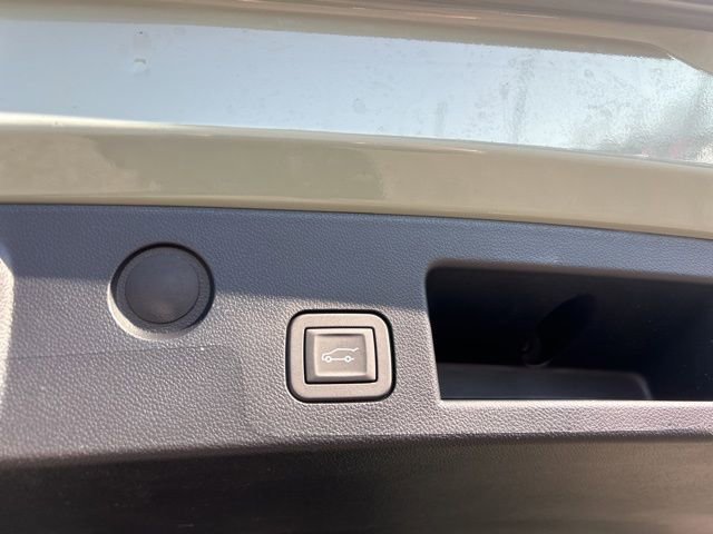 New 2026 Chevrolet Equinox LT w/ Convenience Package II image 31