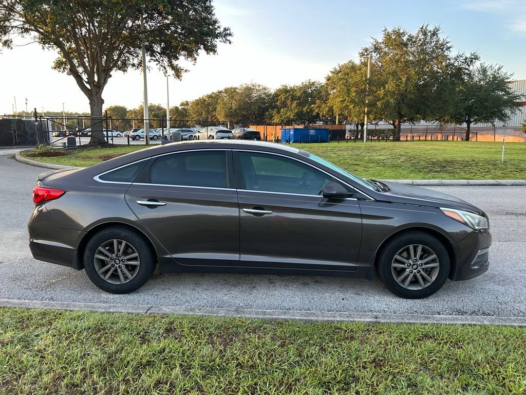 Used 2015 Hyundai Sonata SE FWD image 7