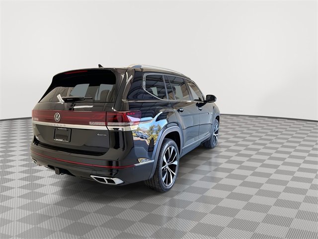 Used 2024 Volkswagen Atlas SEL Premium R-Line image 11