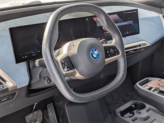 Used 2023 BMW iX M60 w/ Executive Package image 11