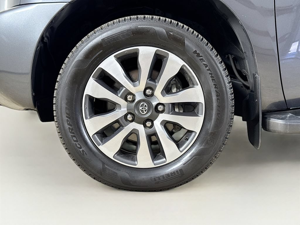 Used 2020 Toyota Sequoia Limited AWD/4WD image 26