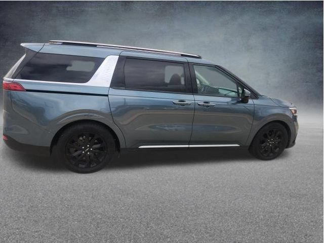 Used 2022 Kia Carnival SX FWD image 10