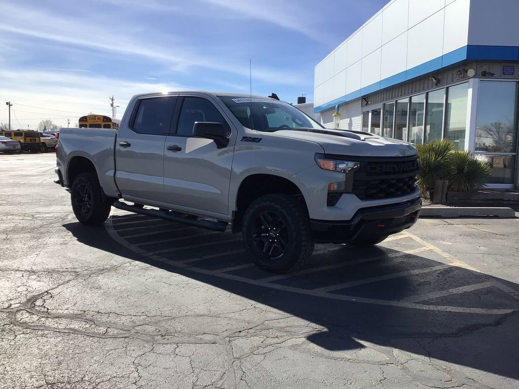 New 2026 Chevrolet Silverado 1500 Custom Trail Boss w/ LPO, Dark Essentials Package image 2