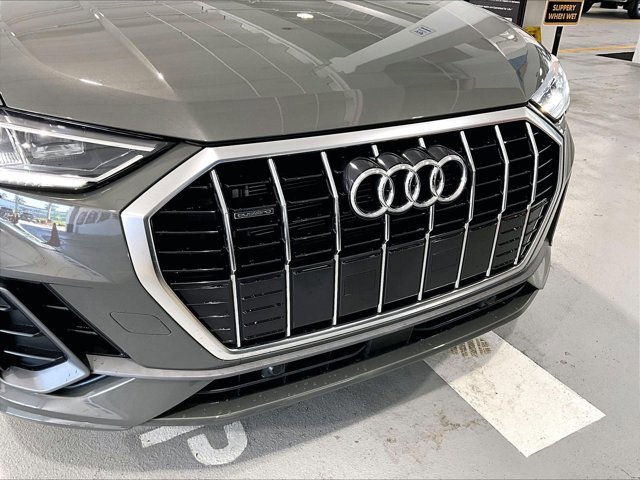 Used 2024 Audi Q3 2.0T Premium w/ Convenience Package AWD/4WD image 30