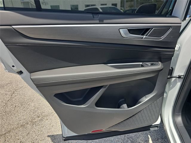 New 2026 Volkswagen Atlas Cross Sport SE FWD image 9