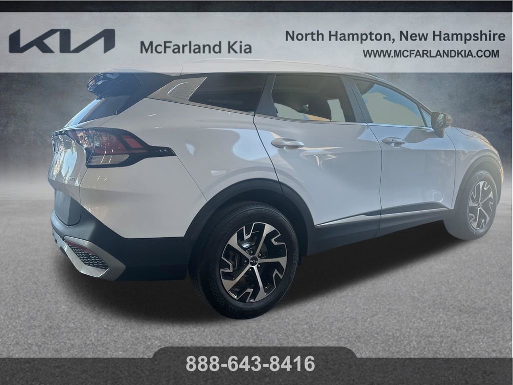 Used 2024 Kia Sportage EX image 6