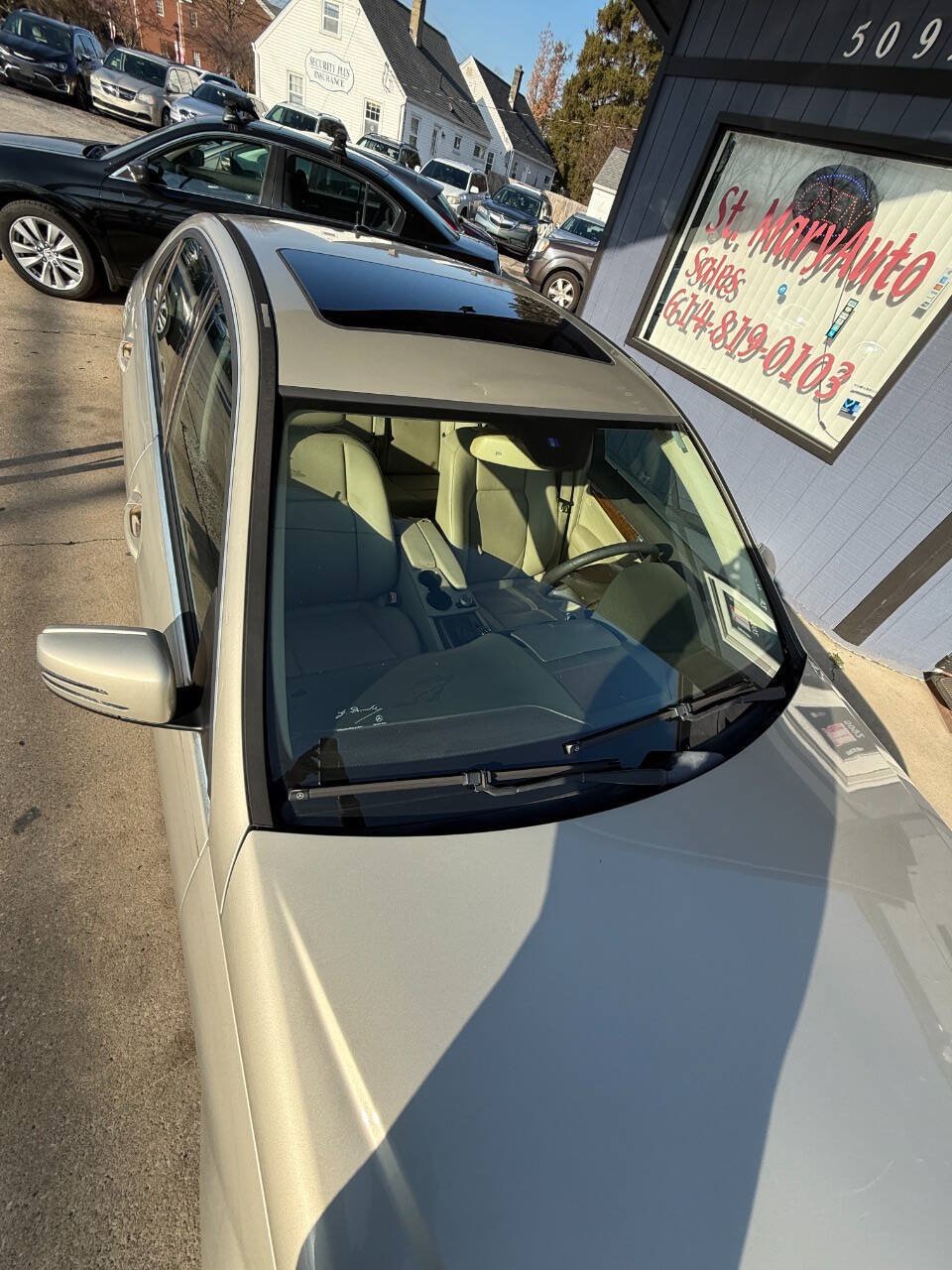 Used 2011 Mercedes-Benz C 300 Sedan image 8