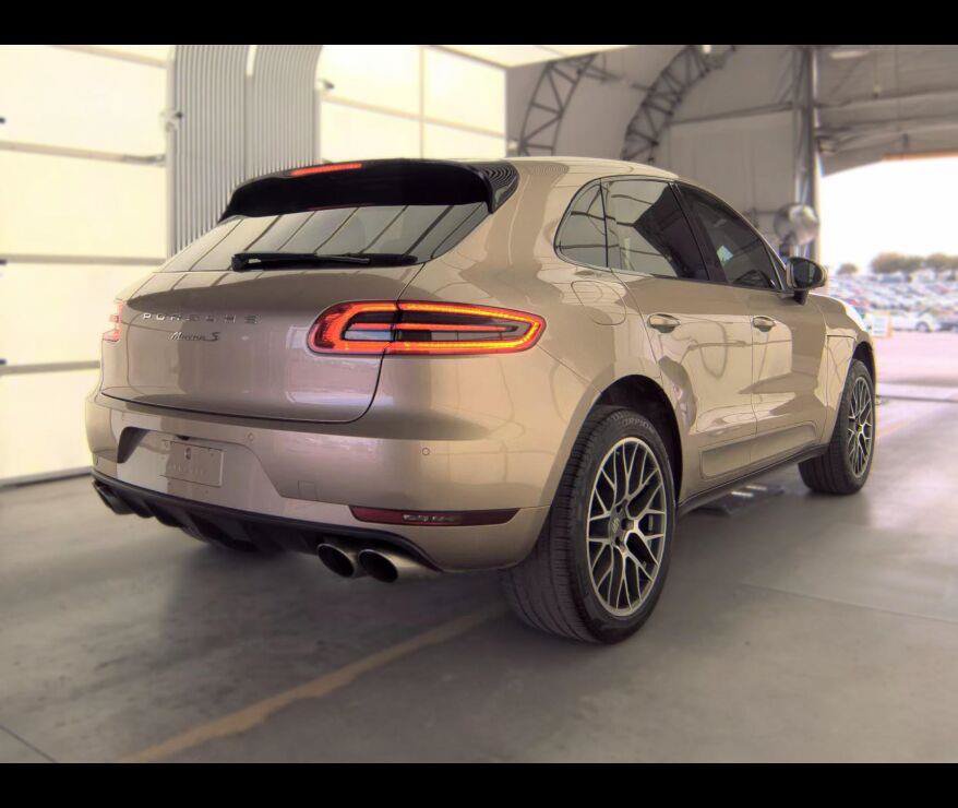 Used 2018 Porsche Macan S AWD/4WD image 9