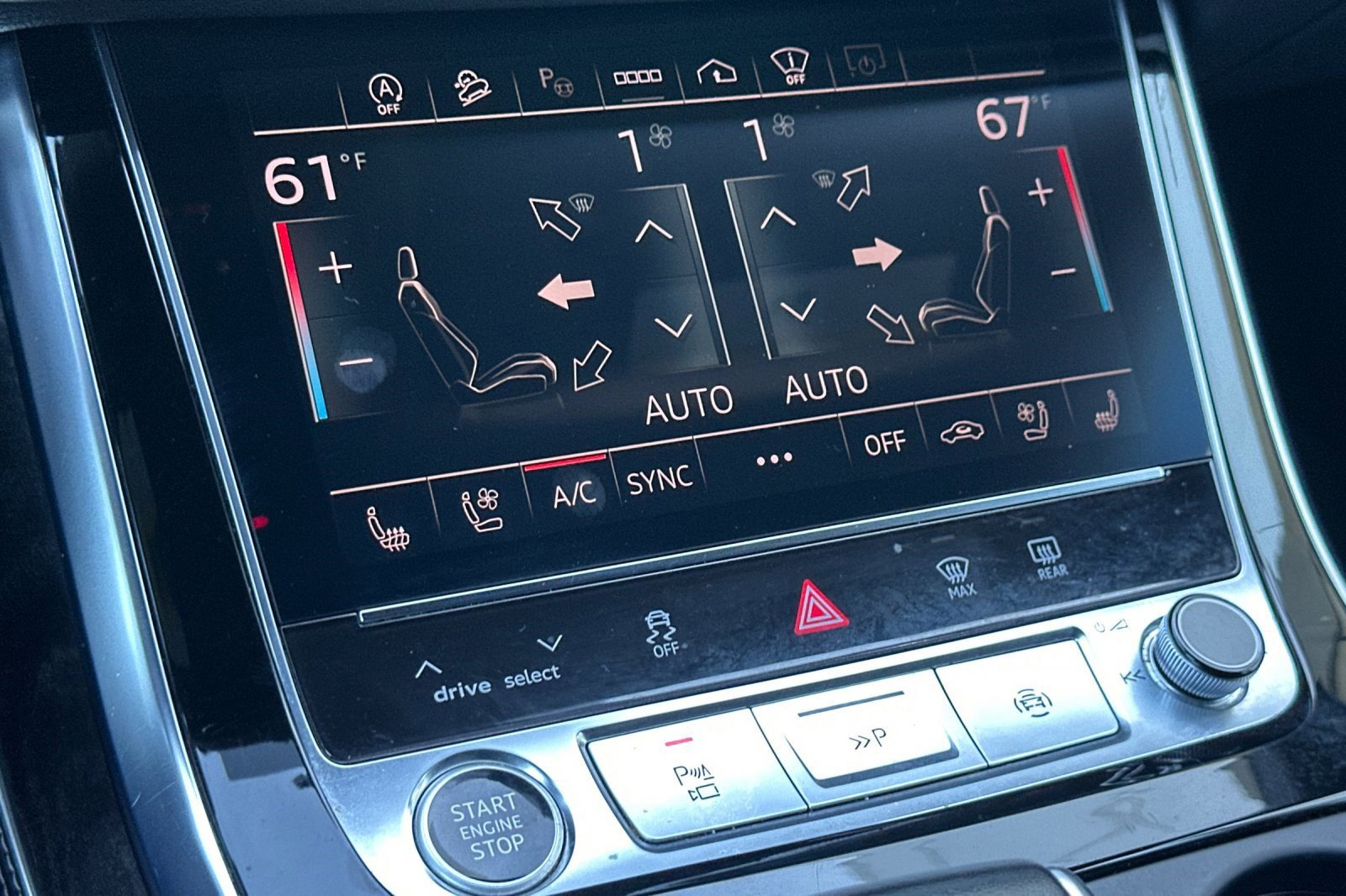 Used 2023 Audi Q8 Prestige w/ Prestige Package image 24