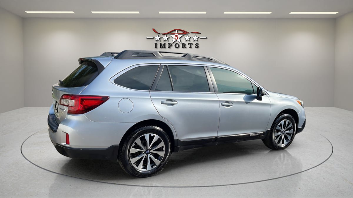 Used 2015 Subaru Outback 2.5i Limited AWD/4WD image 5