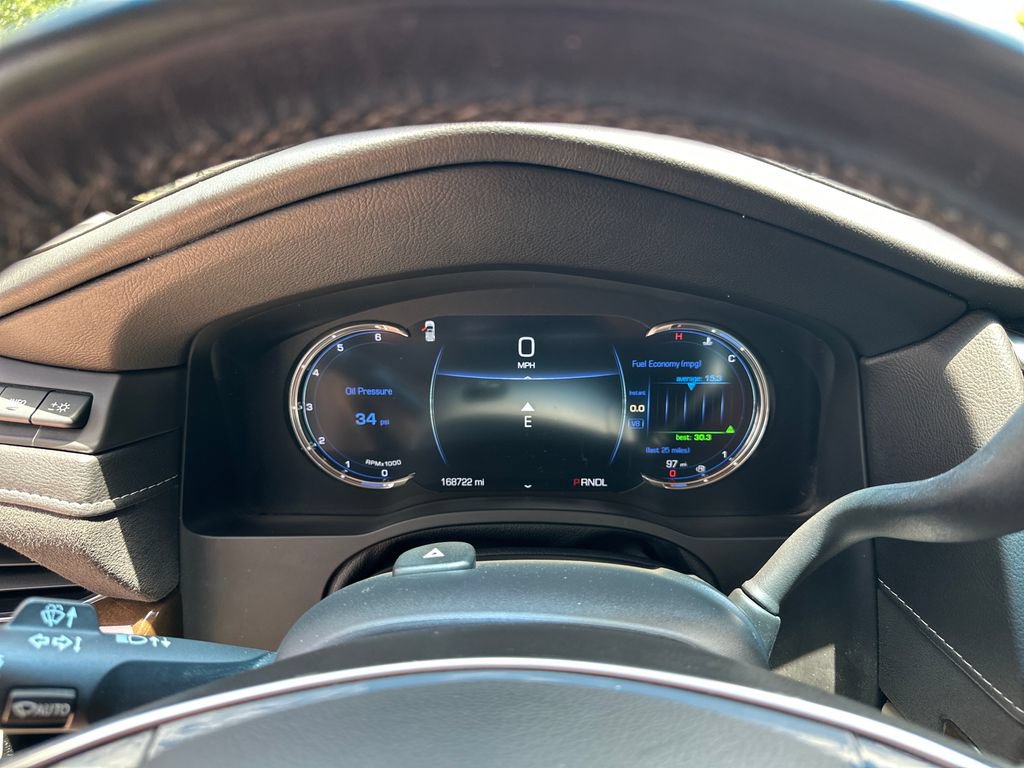 Used 2020 Cadillac Escalade ESV Luxury RWD image 23