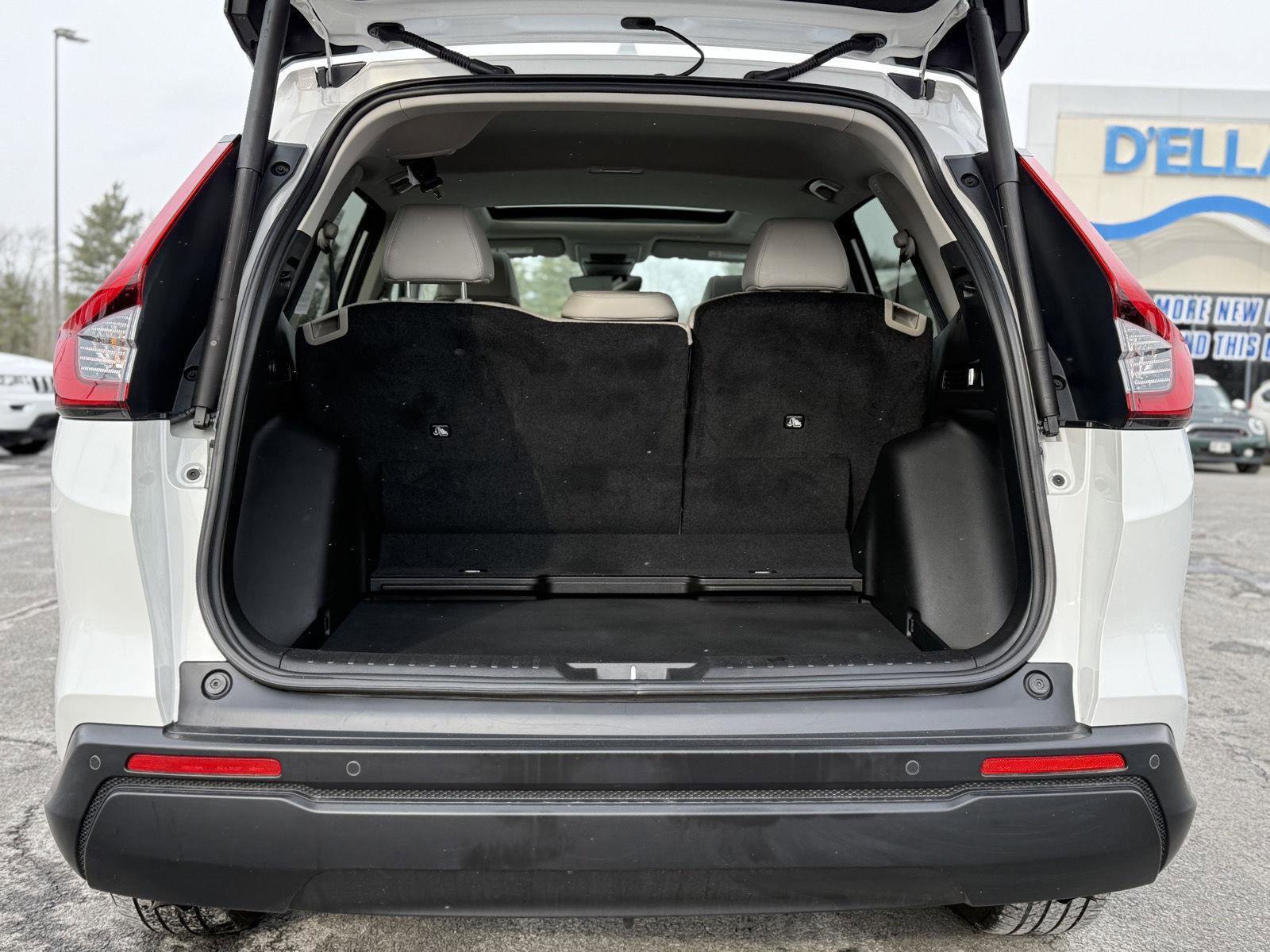 Used 2023 Honda CR-V EX-L image 10