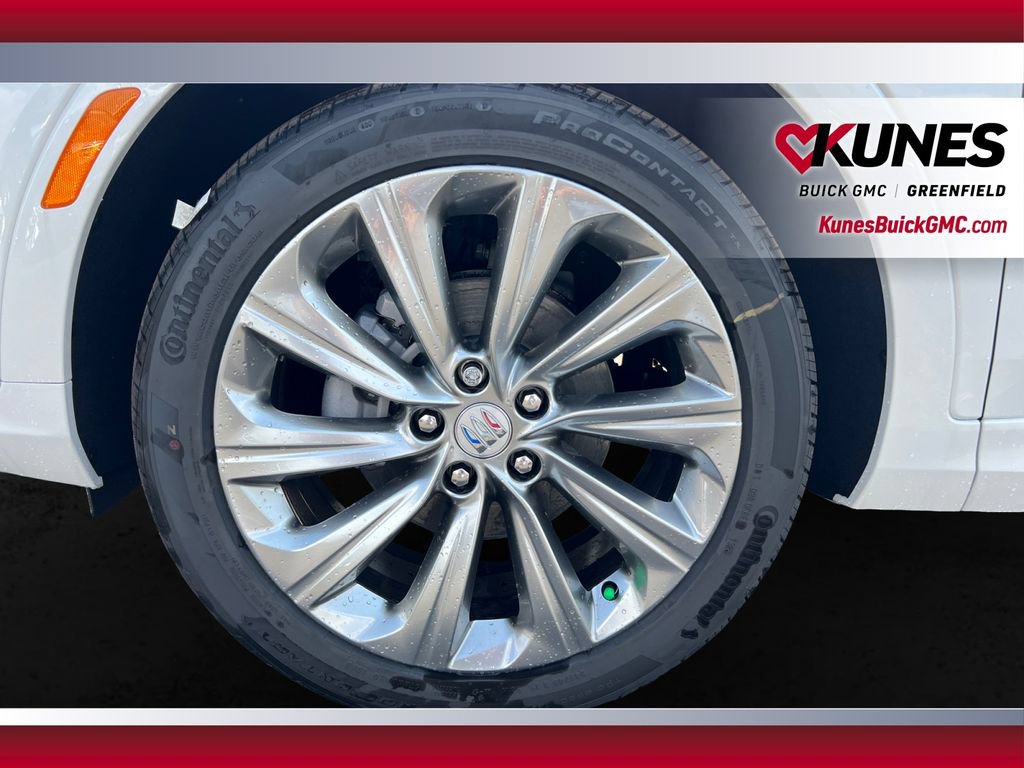 New 2026 Buick Envista Sport Touring FWD image 11