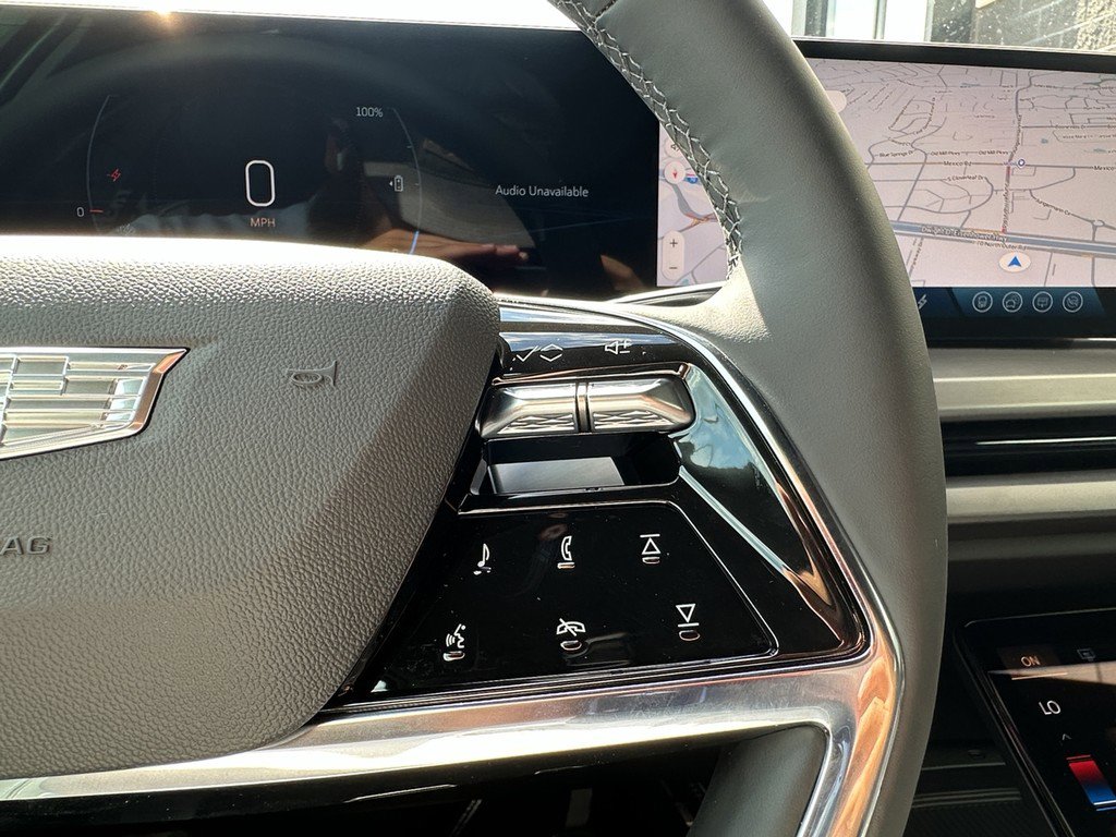 New 2026 Cadillac Vistiq Sport image 23