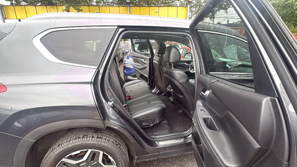 Used 2023 Hyundai Santa Fe SEL Premium AWD/4WD image 26