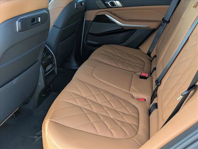 Used 2026 BMW X5 xDrive50e w/ Climate Comfort Package image 17