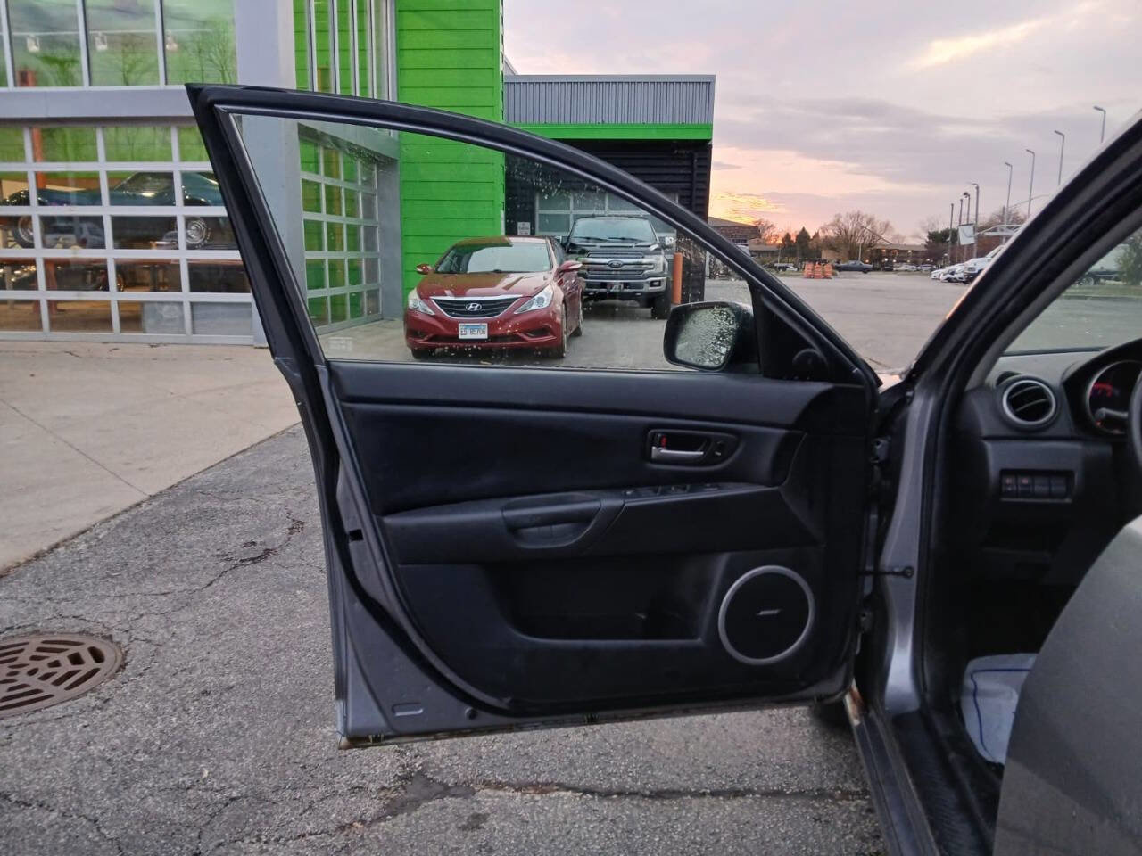 Used 2006 MAZDA MAZDA3 s Grand Touring image 11