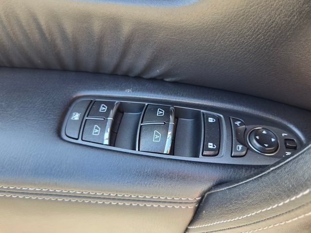 Used 2020 Nissan Armada Platinum w/ Captain's Chairs Package RWD image 35