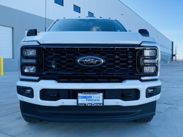 New 2026 Ford F350 Lariat w/ Black Appearance Package image 2