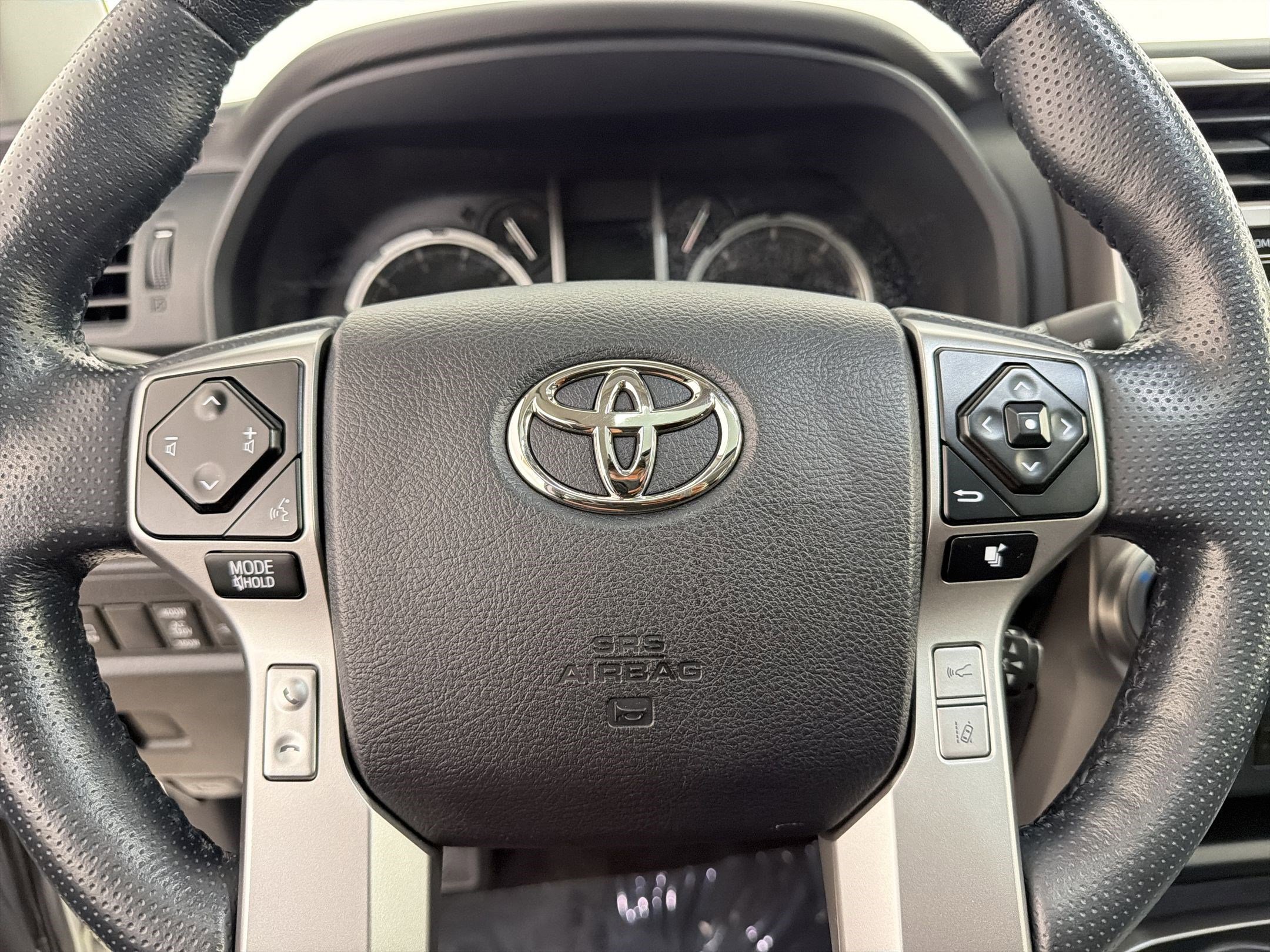 Used 2023 Toyota 4Runner Limited image 16