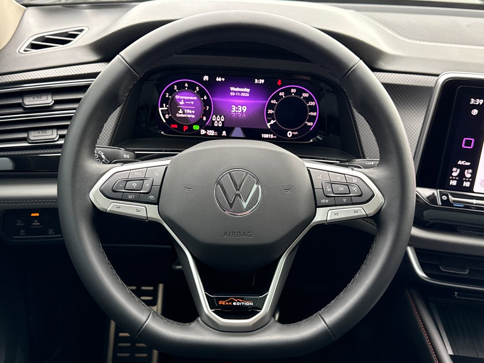 Certified 2025 Volkswagen Atlas Peak Edition SE image 23