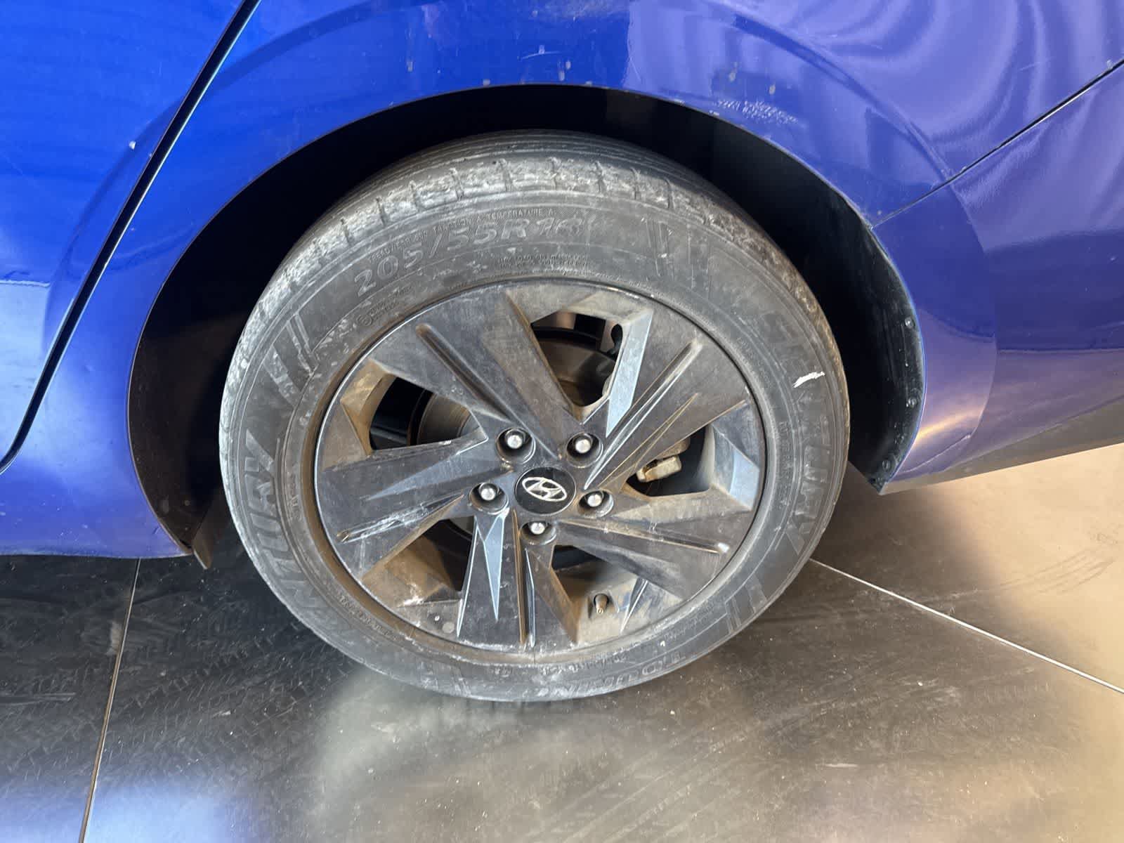 Used 2022 Hyundai Elantra SEL FWD image 10