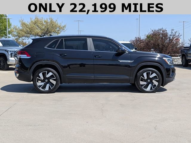 Used 2024 Volkswagen Atlas Cross Sport SE image 4
