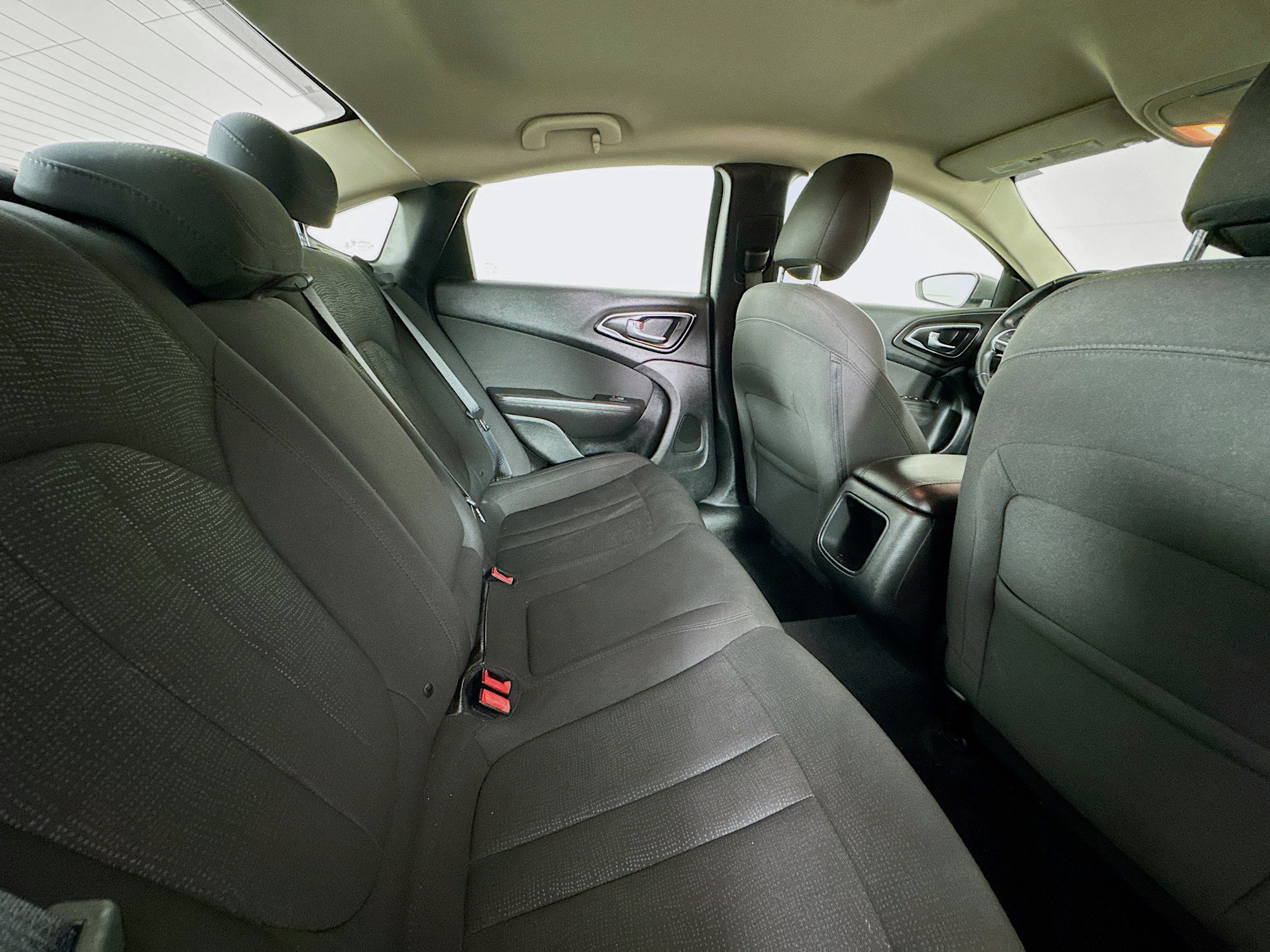 Used 2017 Chrysler 200 LX FWD image 25