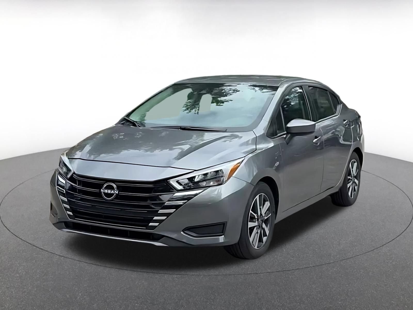 Used 2025 Nissan Versa SV FWD image 6