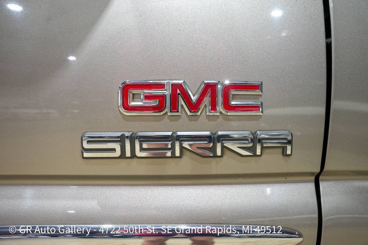 Used 2001 GMC Sierra 1500 4x4 Extended Cab w/ SLT Marketing Option Pkg image 29