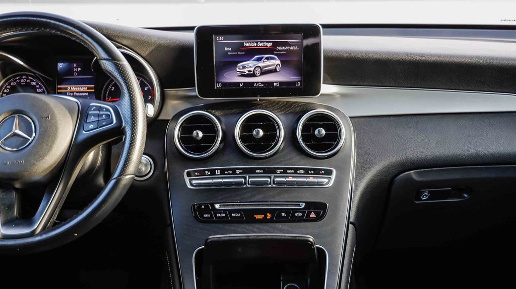 Used 2019 Mercedes-Benz GLC 300 image 16