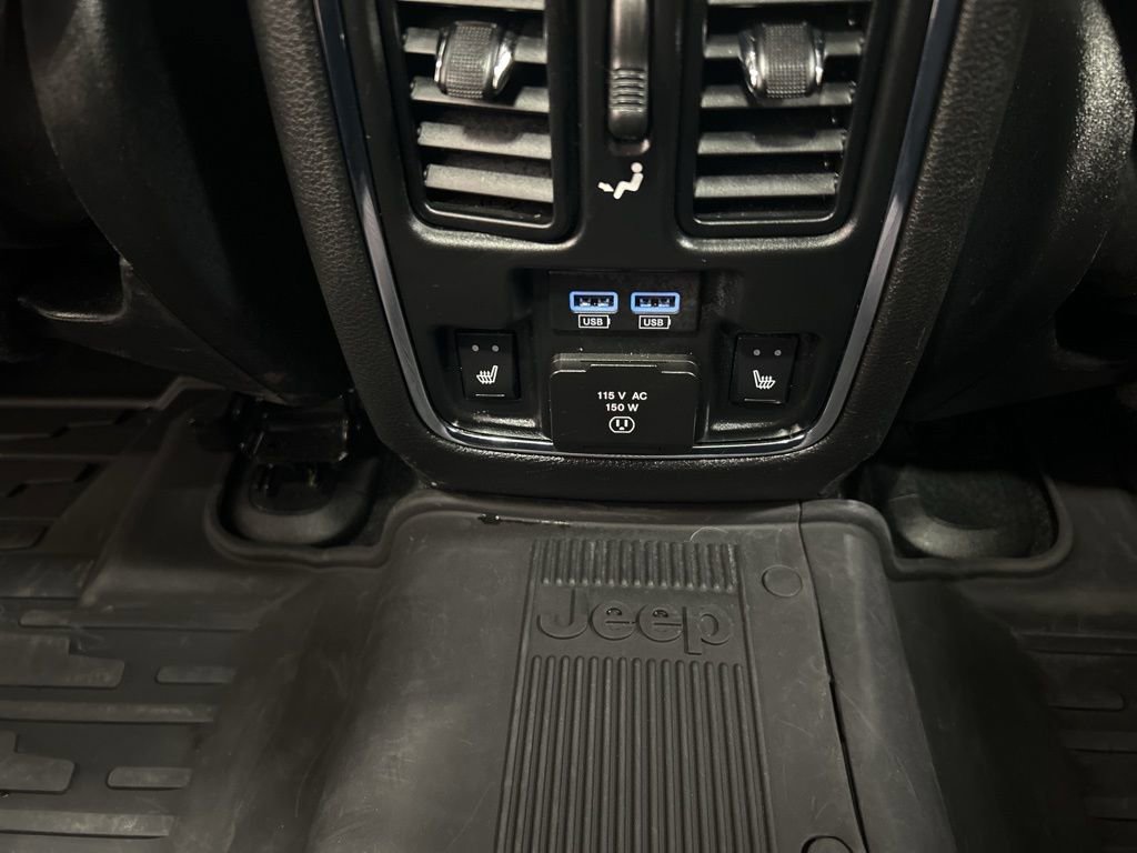 Used 2021 Jeep Grand Cherokee Overland image 30