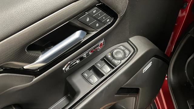 Used 2022 GMC Sierra 1500 AT4 w/ AT4 Premium Package AWD/4WD image 9