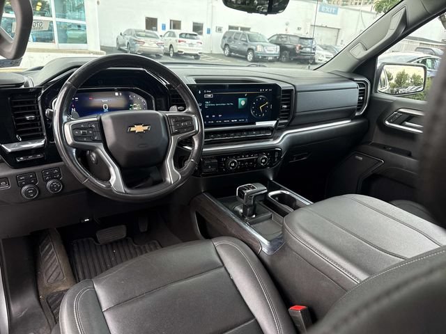 Used 2023 Chevrolet Silverado 1500 LTZ w/ LTZ Premium Package AWD/4WD image 19