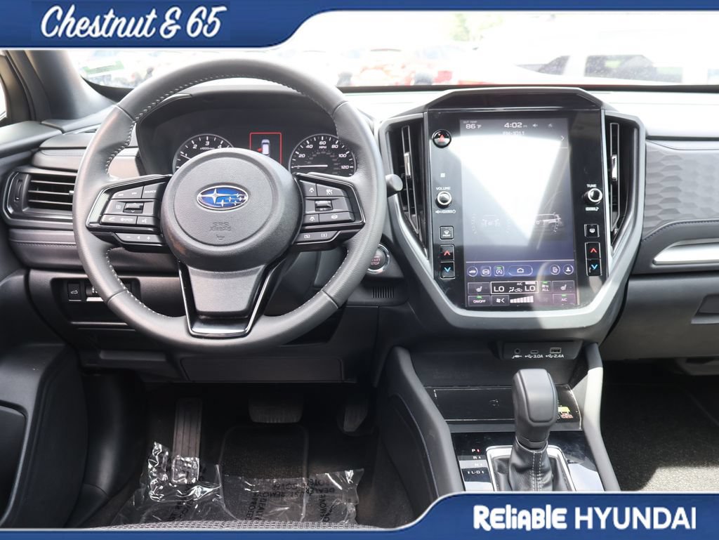 Used 2025 Subaru Forester Premium AWD/4WD image 20