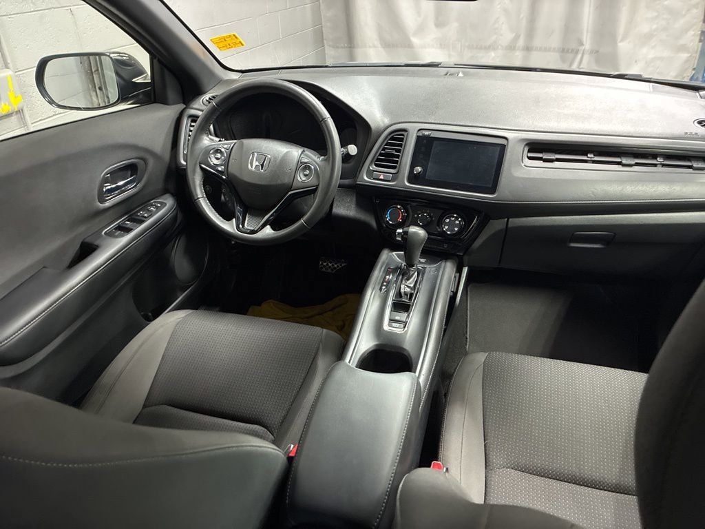Used 2021 Honda HR-V Sport image 11