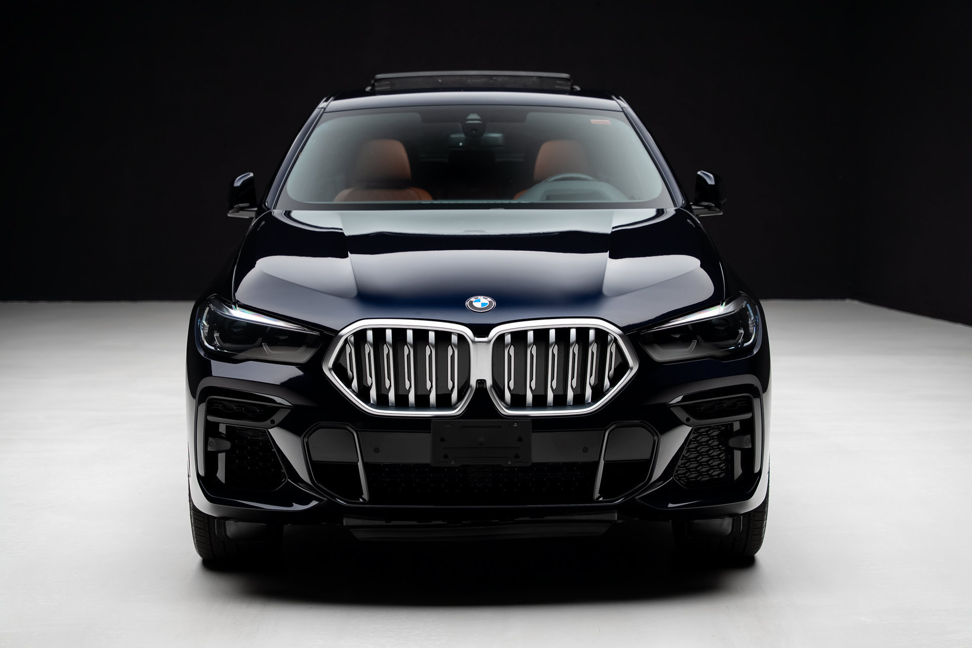 Used 2023 BMW X6 xDrive40i w/ M Sport Package AWD/4WD image 7