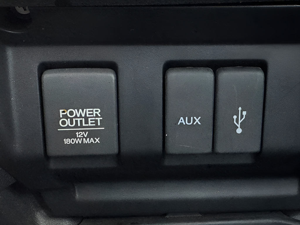 Used 2015 Honda Fit LX image 29