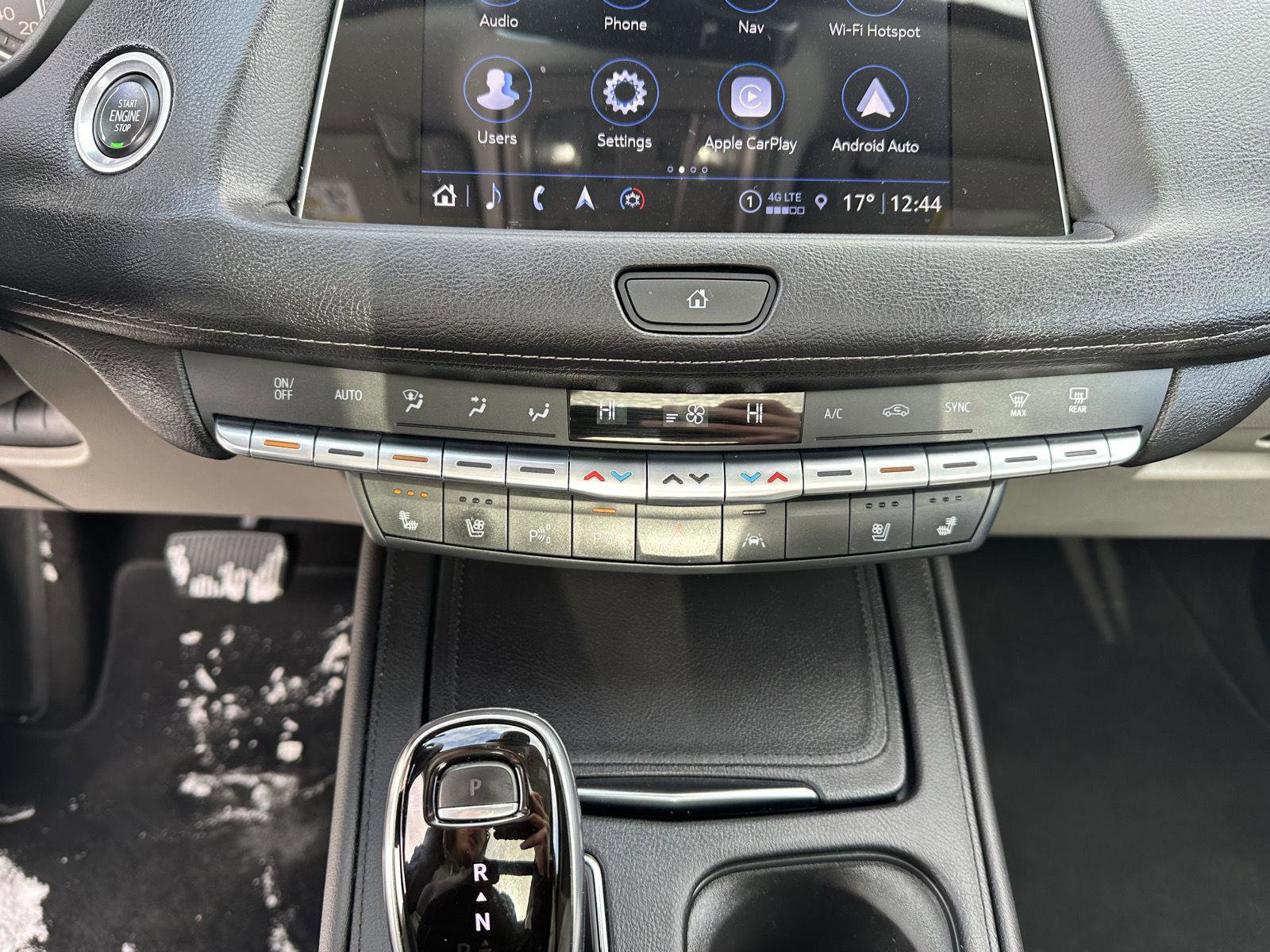 Used 2022 Cadillac XT4 Premium Luxury w/ Sun And Sound Package image 34