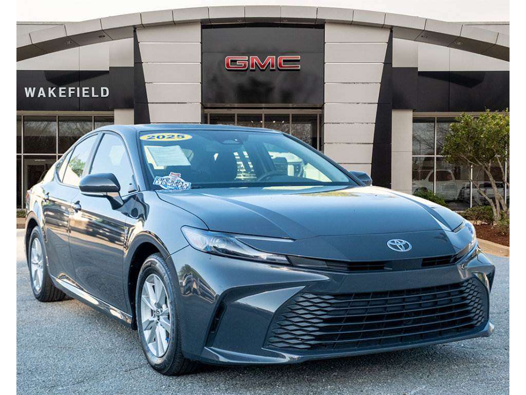 Used 2025 Toyota Camry LE